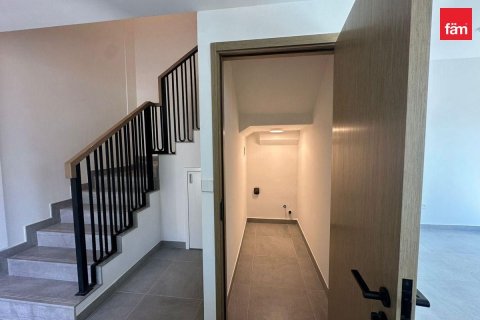 Villa de 4 dormitorios en Dubai, UAE No. 105710 8