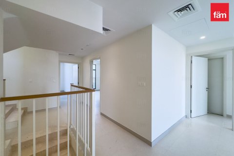 Villa de 4 dormitorios en Dubai, UAE No. 105688 13