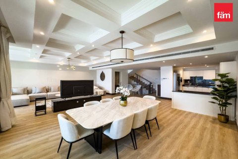 Townhouse de 2 dormitorios en Palm Jumeirah, UAE No. 105684 4