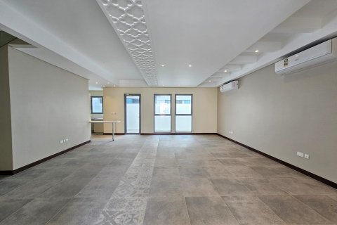 Вилла с 5 спальнями в Al Dair, Бахрейн №99420 2