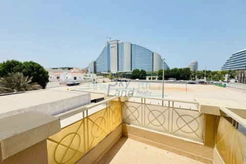 4 غرف نوم فيلا  رقم 106144 29