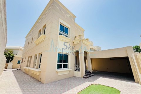 4 غرف نوم فيلا  رقم 106144 30