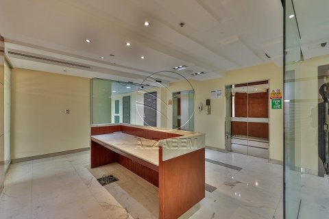 661مربع، عقار تجاري في Al Nahyan Camp, الإمارات العربية المتحدة رقم 90147 16