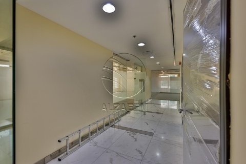 661مربع، عقار تجاري في Al Nahyan Camp, الإمارات العربية المتحدة رقم 90147 13