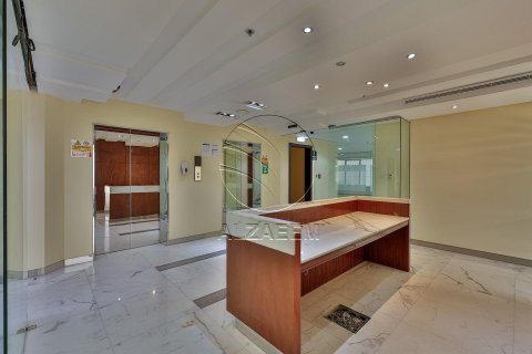 661مربع، عقار تجاري في Al Nahyan Camp, الإمارات العربية المتحدة رقم 90147 15