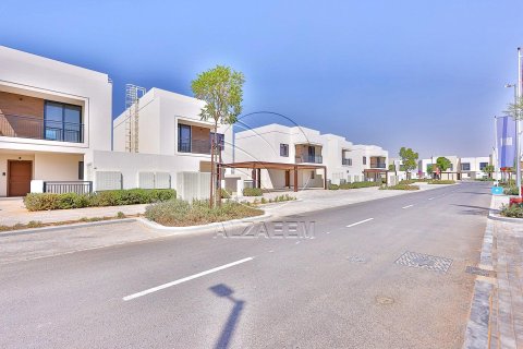 Villa de 4 chambres à Yas Island, UAE No. 90121 2