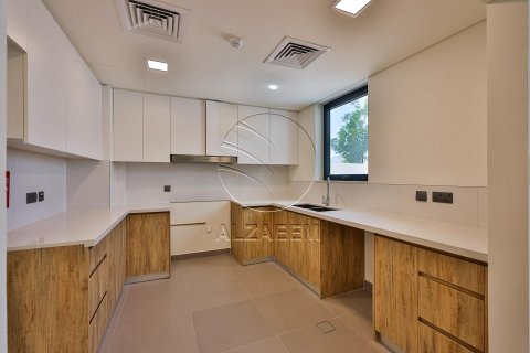 Villa de 4 chambres à Yas Island, UAE No. 90121 20