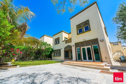 3 bedrooms Villa in Jumeirah Park, UAE No. 45692 1