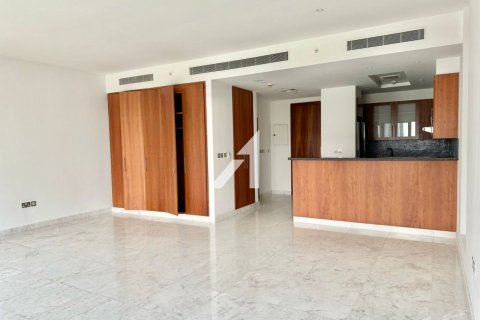 Studio Apartment in Central Park Tower, UAE No. 104882 2