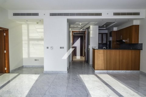 Apartment de 1 dormitorio en Central Park Tower, UAE No. 104885 3