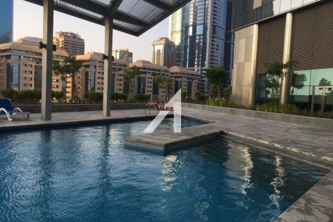 استوديو شقة في Central Park Tower, الإمارات العربية المتحدة رقم 104886 19