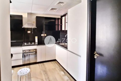 Townhouse de 3 dormitorios en District 12, UAE No. 73088 11