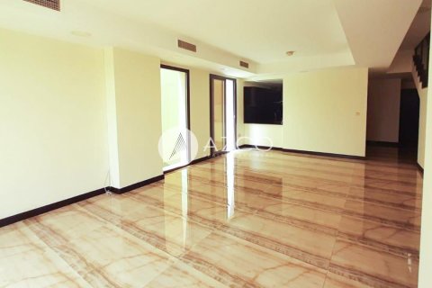 Townhouse de 3 dormitorios en District 12, UAE No. 73088 3