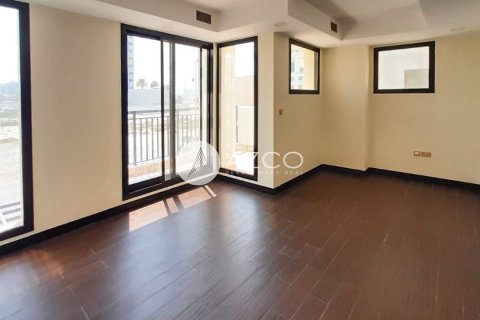 Townhouse de 3 dormitorios en District 12, UAE No. 73088 4