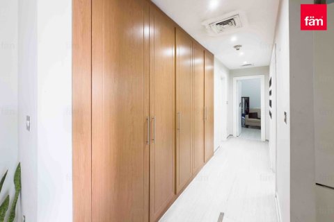 Apartment de 2 dormitorios en Dubai, UAE No. 105661 12
