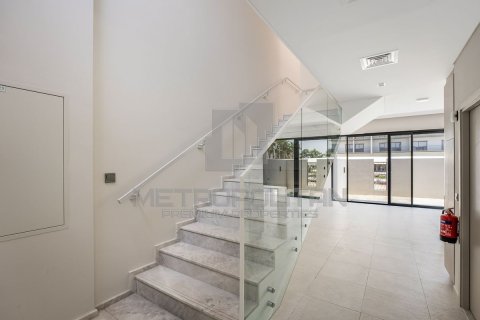 3 bedrooms Townhouse in District 7, UAE No. 77589 10