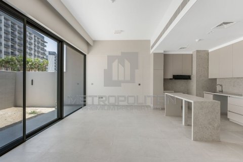 3 bedrooms Townhouse in District 7, UAE No. 77589 1