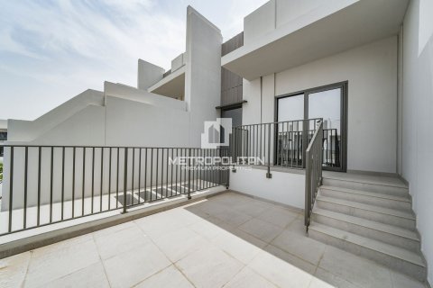 Townhouse de 3 dormitorios en District 7, UAE No. 77589 10