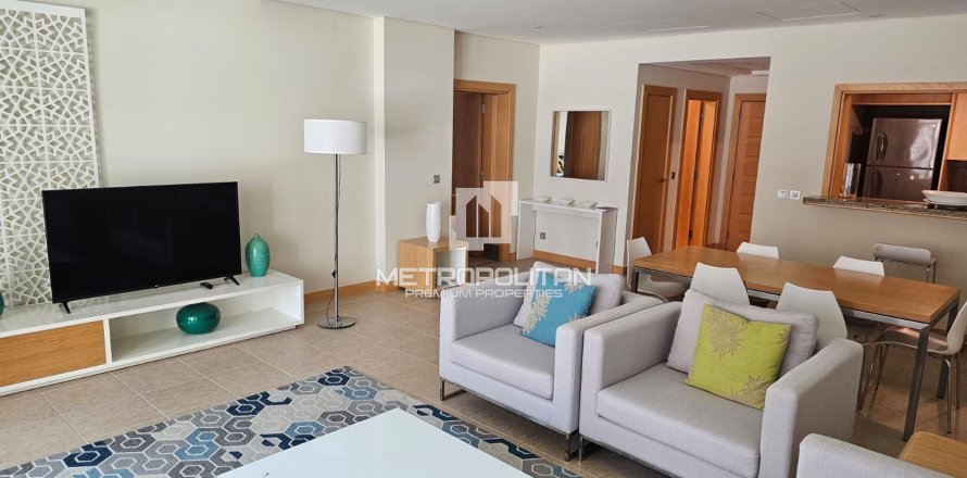 1 غرف نوم شقة في Shoreline Apartments, الإمارات العربية المتحدة رقم 77592