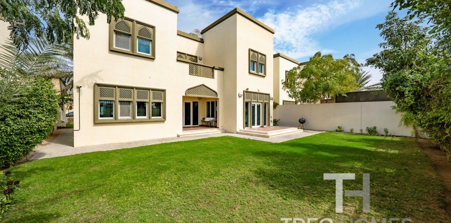 Villa de 3 chambres à Regional, UAE No. 81774