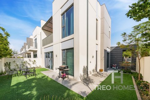 4 bedrooms Townhouse in Sun, UAE No. 81788 8