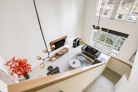 Apartment de 2 dormitorios en The Lofts, UAE No. 78309 8