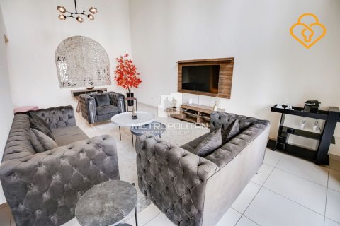 Apartment de 2 dormitorios en The Lofts, UAE No. 78309 7