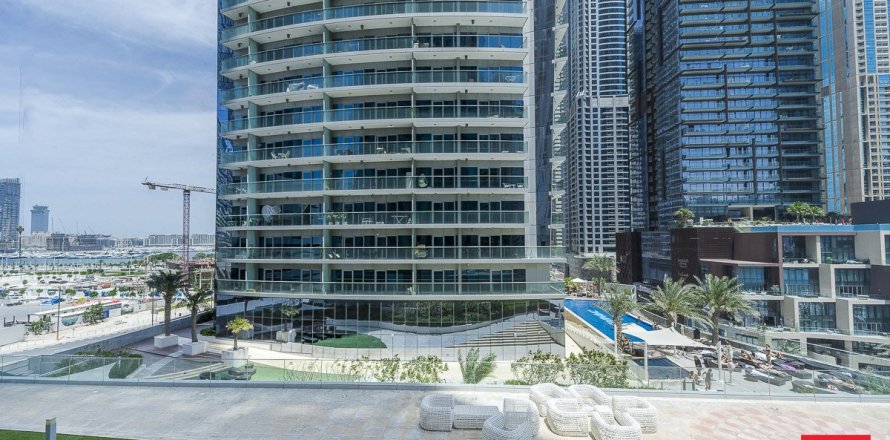 Appartement de 2 chambres à Dubai Marina, UAE No. 89198