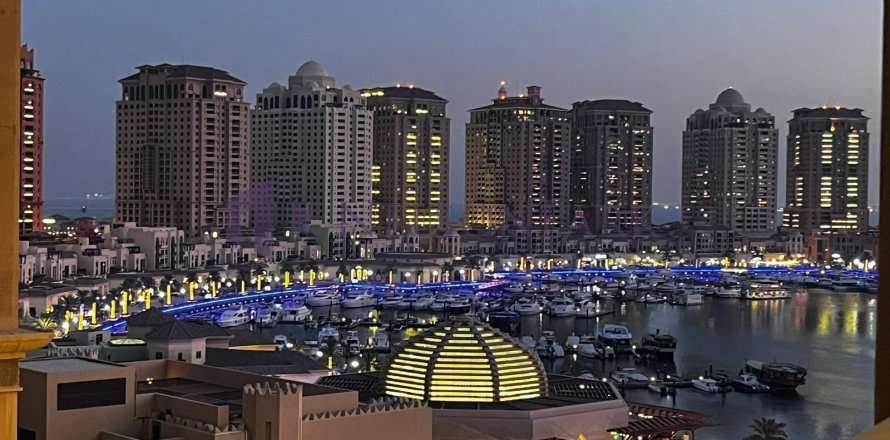 2 bedrooms Apartment in Doha, Qatar No. 57718