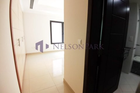 3 bedrooms Apartment in Doha, Qatar No. 57717 18