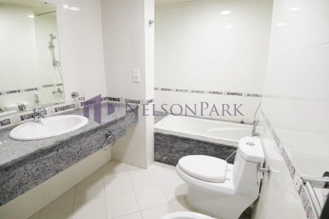 3 bedrooms Apartment in Doha, Qatar No. 57717 23