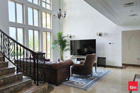 Villa de 4 chambres à Jumeirah Islands, UAE No. 100532 6