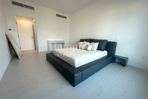 Apartment de 1 dormitorio en The Views 1, UAE No. 73362 3