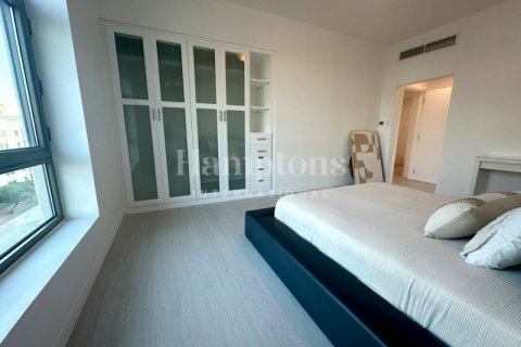 Apartment de 1 dormitorio en The Views 1, UAE No. 73362 2