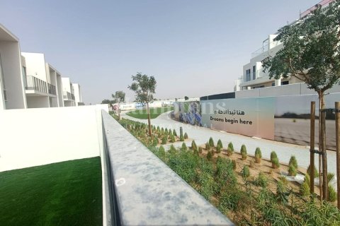 Townhouse de 3 dormitorios en The Valley, UAE No. 73360 19