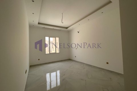 8 bedrooms Villa in Umm Salal Mohammed, Qatar No. 57170 12