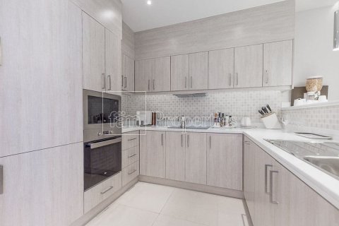 Appartement de 2 chambres à Dubai, UAE No. 103413 10