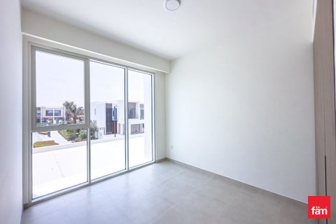 Villa de 4 dormitorios en Dubai, UAE No. 103411 18