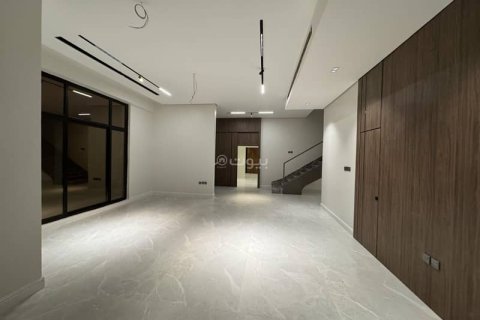Villa de 6 dormitorios en Khobar, Saudi Arabia No. 60688 14
