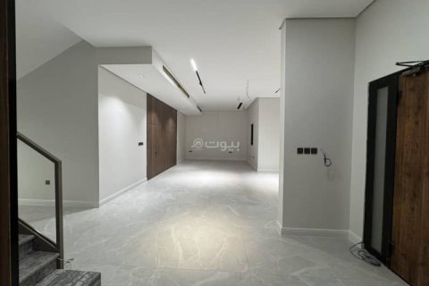 Villa de 6 dormitorios en Khobar, Saudi Arabia No. 60688 13