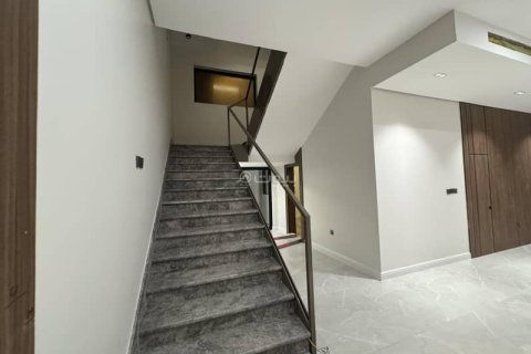 Villa de 6 dormitorios en Khobar, Saudi Arabia No. 60688 11
