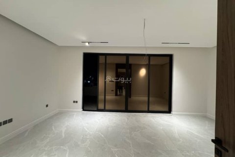 Villa de 6 dormitorios en Khobar, Saudi Arabia No. 60688 25