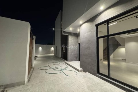 Villa de 6 dormitorios en Khobar, Saudi Arabia No. 60688 6
