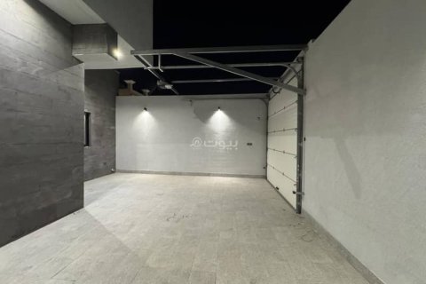 Villa de 6 dormitorios en Khobar, Saudi Arabia No. 60688 5