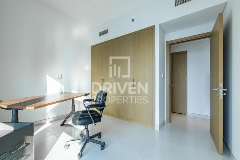 Appartement de 3 chambres à Creekside 18, UAE No. 84136 13