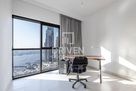 Appartement de 3 chambres à Creekside 18, UAE No. 84136 17