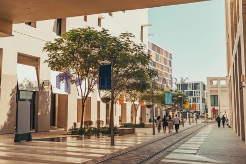 3 bedrooms Apartment in Doha, Qatar No. 57758 5
