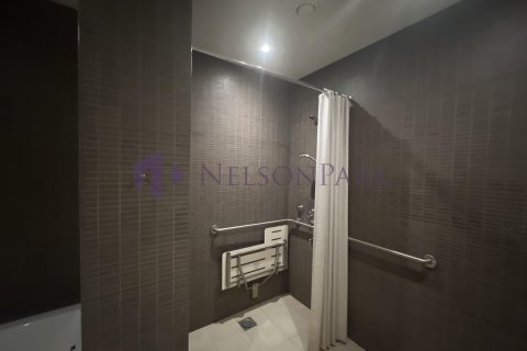 3 bedrooms Apartment in Doha, Qatar No. 57758 7
