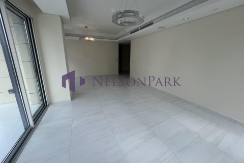 3 bedrooms Apartment in Doha, Qatar No. 58166 7