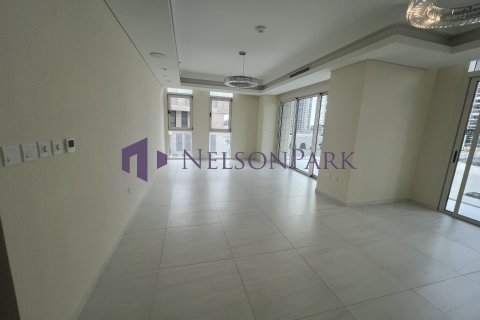 3 bedrooms Apartment in Doha, Qatar No. 58166 8